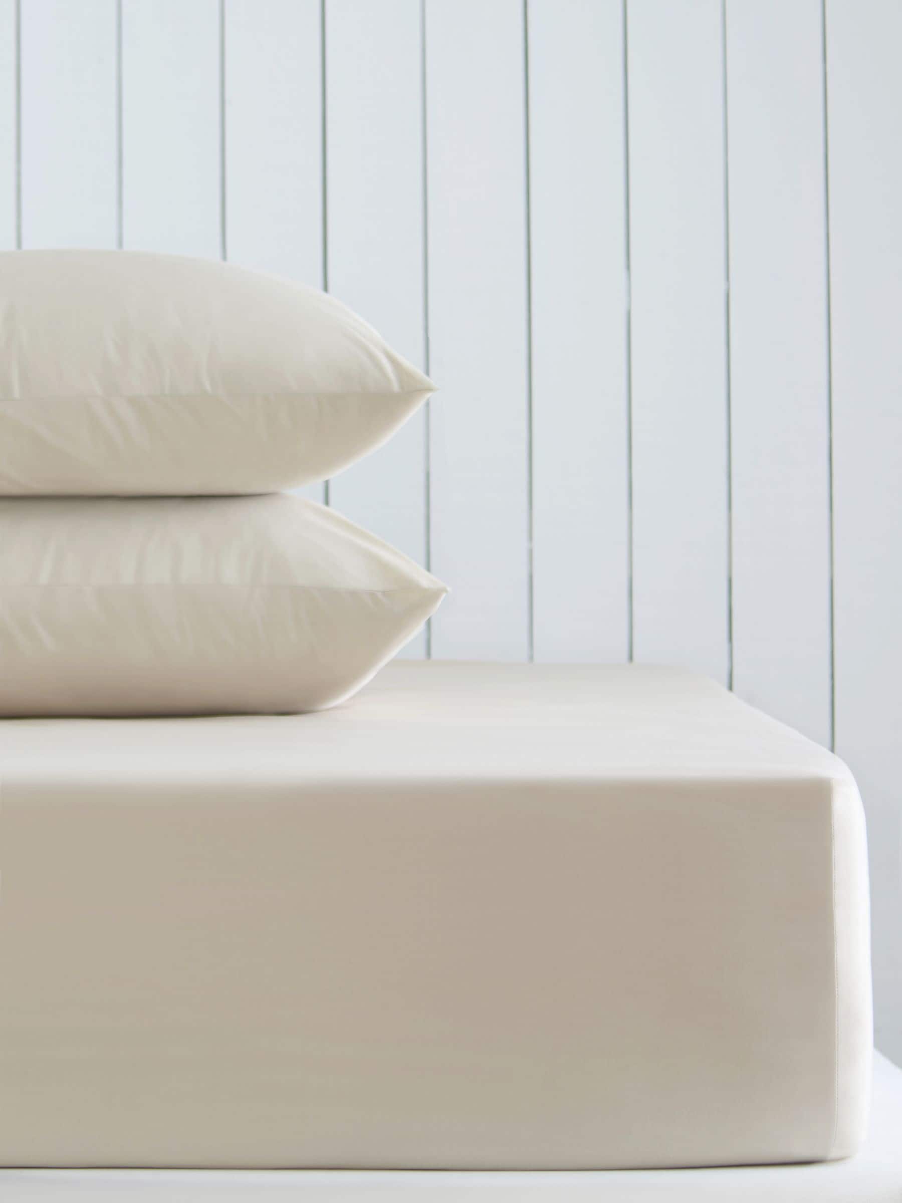 Purple Blackberry Cotton Rich Deep Fitted Bed Sheet