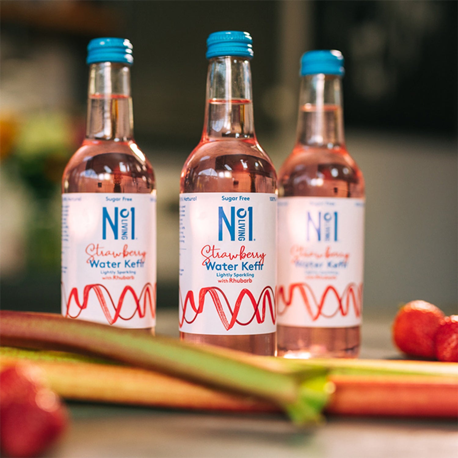 Sugar-Free Strawberry and Rhubarb Water Kefir with Live Cultures 330ml