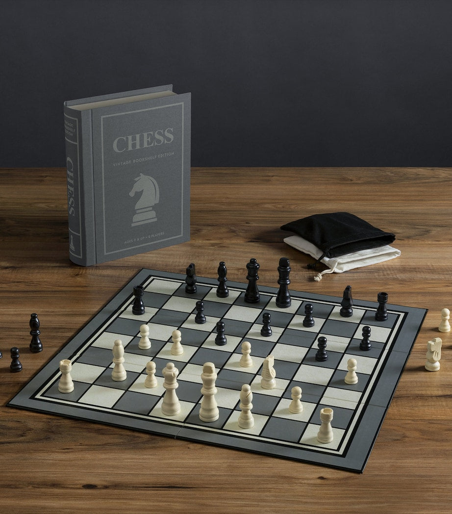 Vintage bookshelf chess board game (British brand)