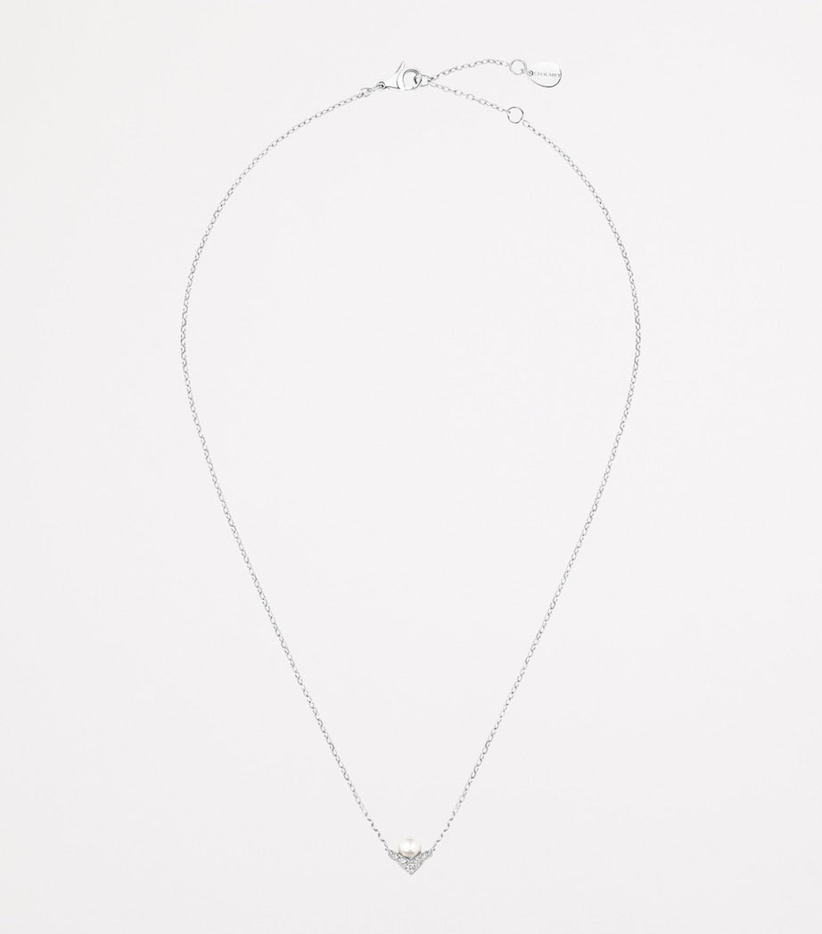 Chaumet white gold pearl and diamond pendant necklace, UK version