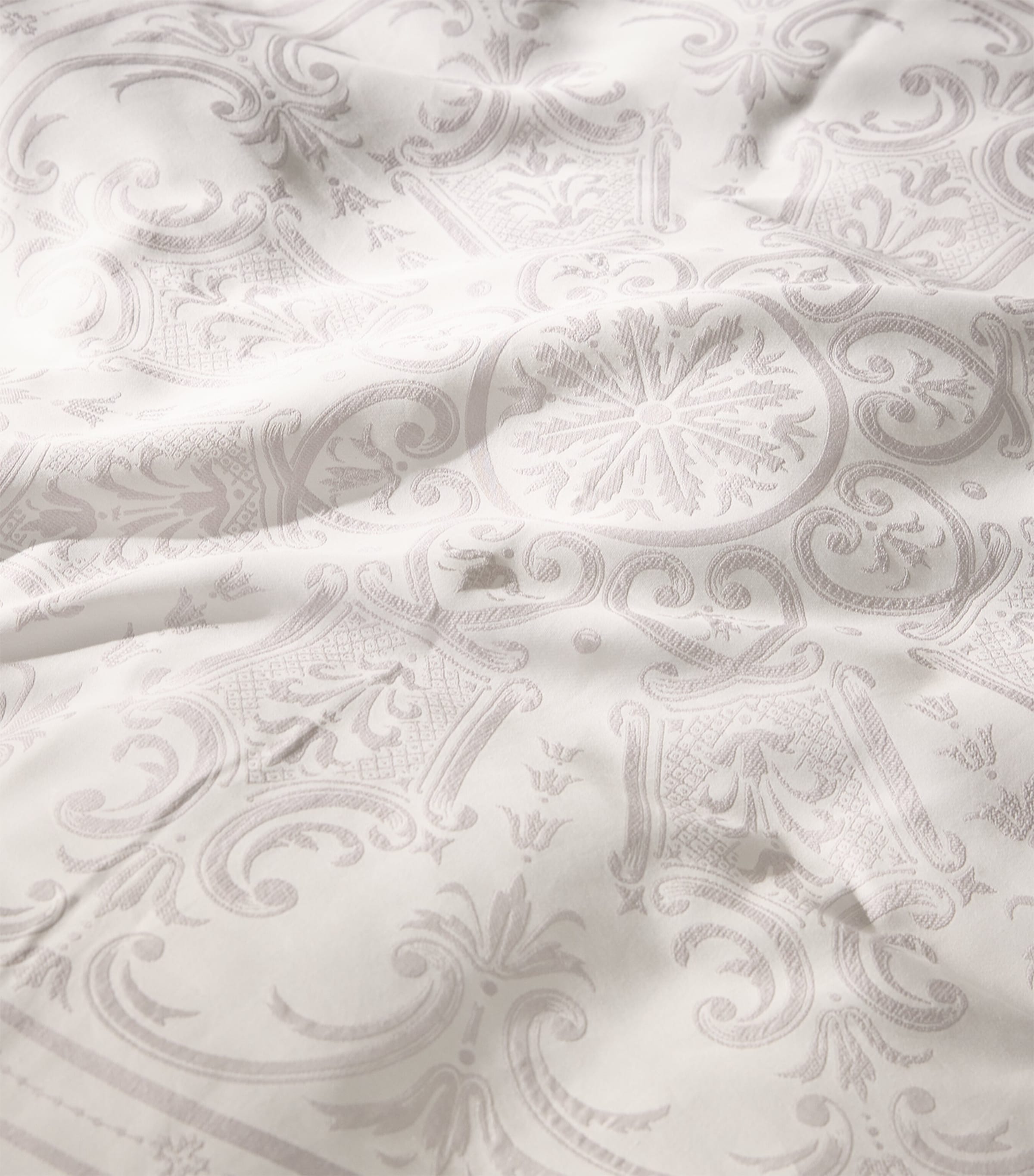 Celso de Lemos Versailles Square pillowcase 65cm x 65cm - British product