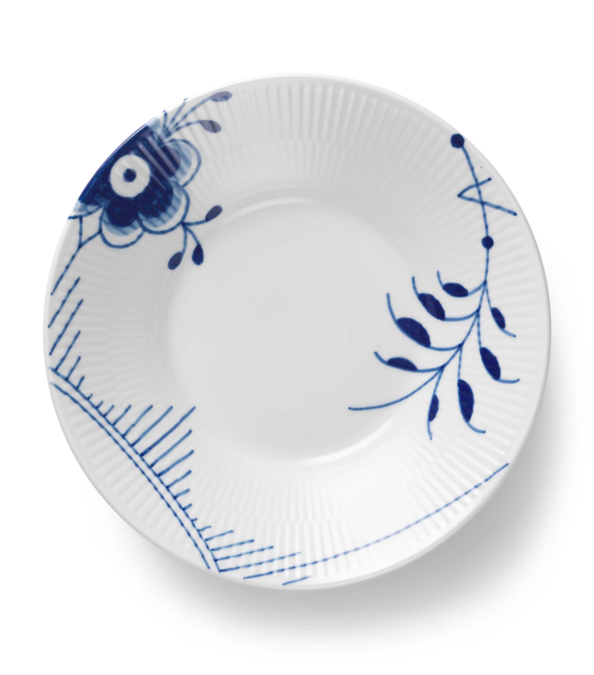 Royal Copenhagen Blue Fluted Mega porcelain bowl 21cm, imported from the UK
