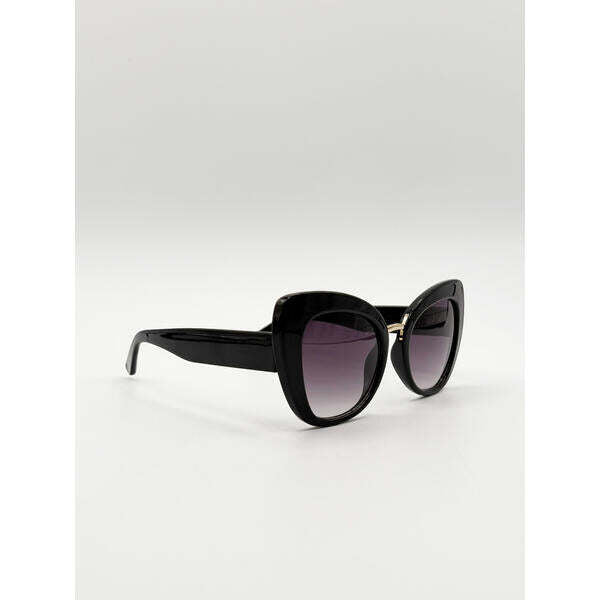 SVNX oversized cat-eye sunglasses in black - British product