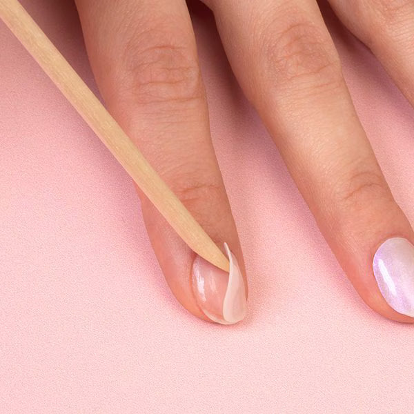 Mylee Gel Nail Wrap Remover Oil 15ml, imported from the UK
