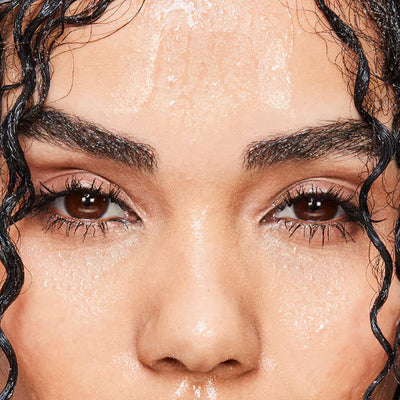 Superdrug Avon Ultra Volume Waterproof Mascara Blackest Black- Kjøp online på McGrocer