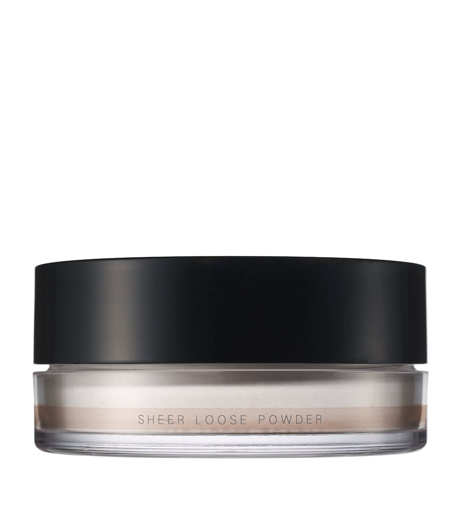 Suqqu Sheer Loose Powder face powder (British brand)