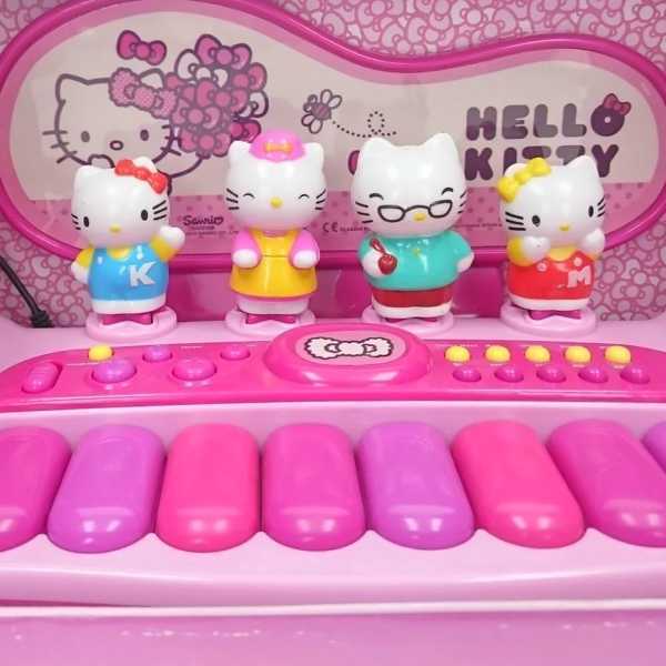 Reig Hello Kitty electric piano - British product