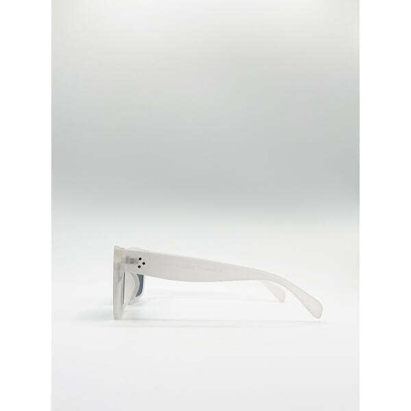 SVNX oversized cat eye sunglasses matte white, UK version