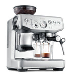 Sage Barista Express Impress coffee machine with integrated grinder and 2L water tank (British brand)