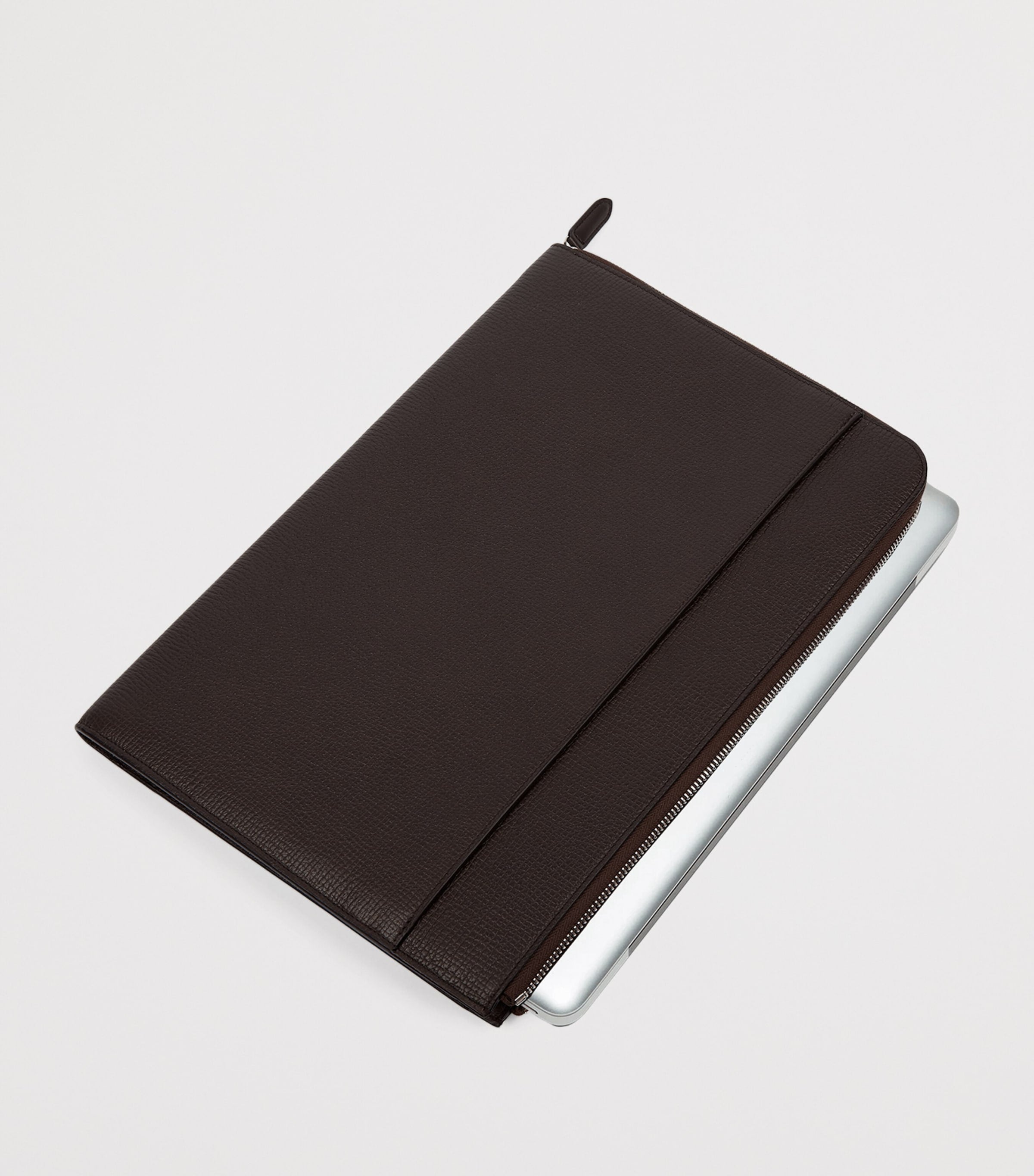 Smythson Small Calfskin Ludlow Laptop Case (British brand)