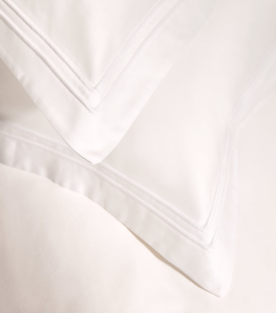 Harrods of London single flat sheet with sateen finish, 180cm x 260cm, UK version