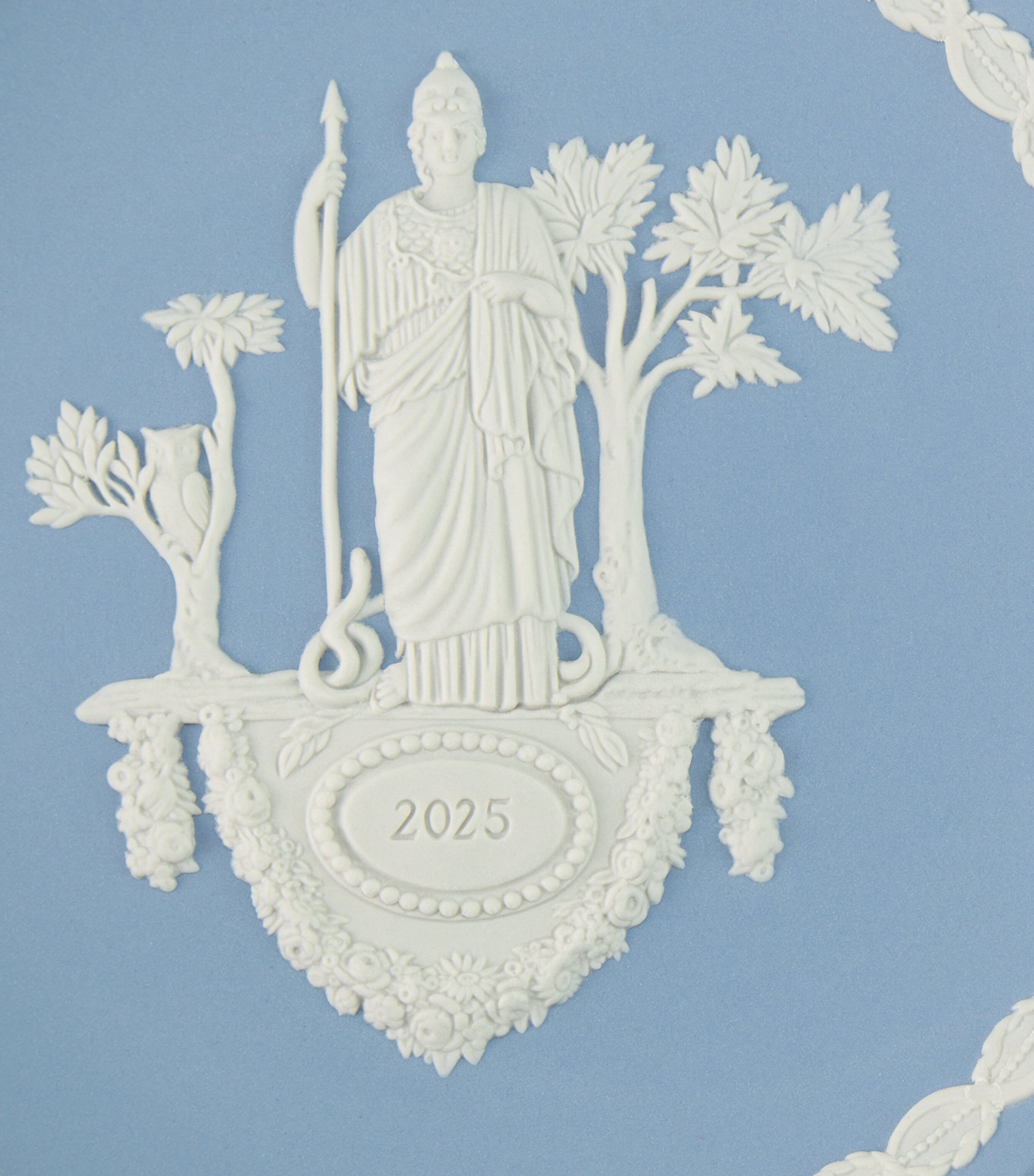 Wedgwood Athena decorative plate 17cm (British brand)