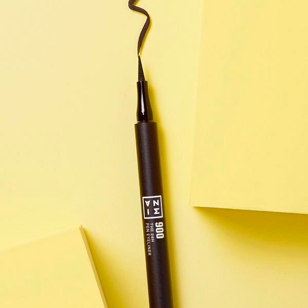 The 24H Pen Eyeliner 900