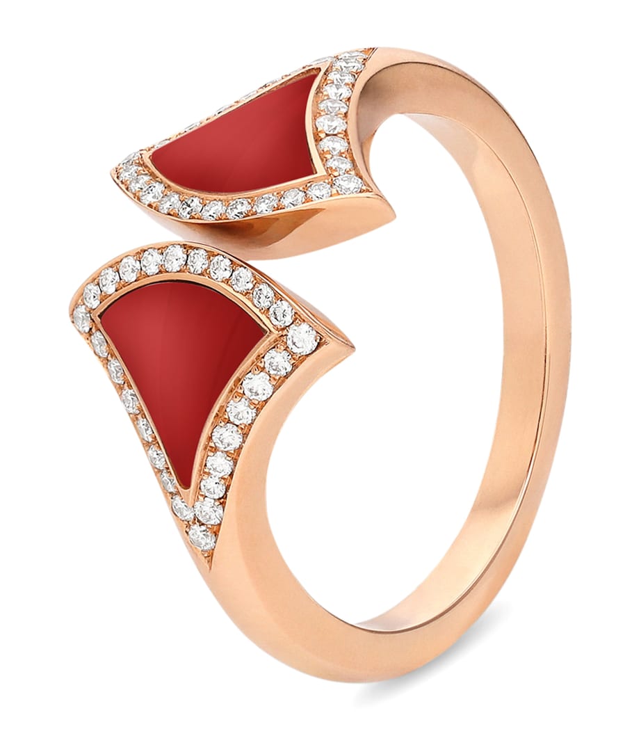 Bvlgari Divas' Dream ring with diamonds and carnelian - British product