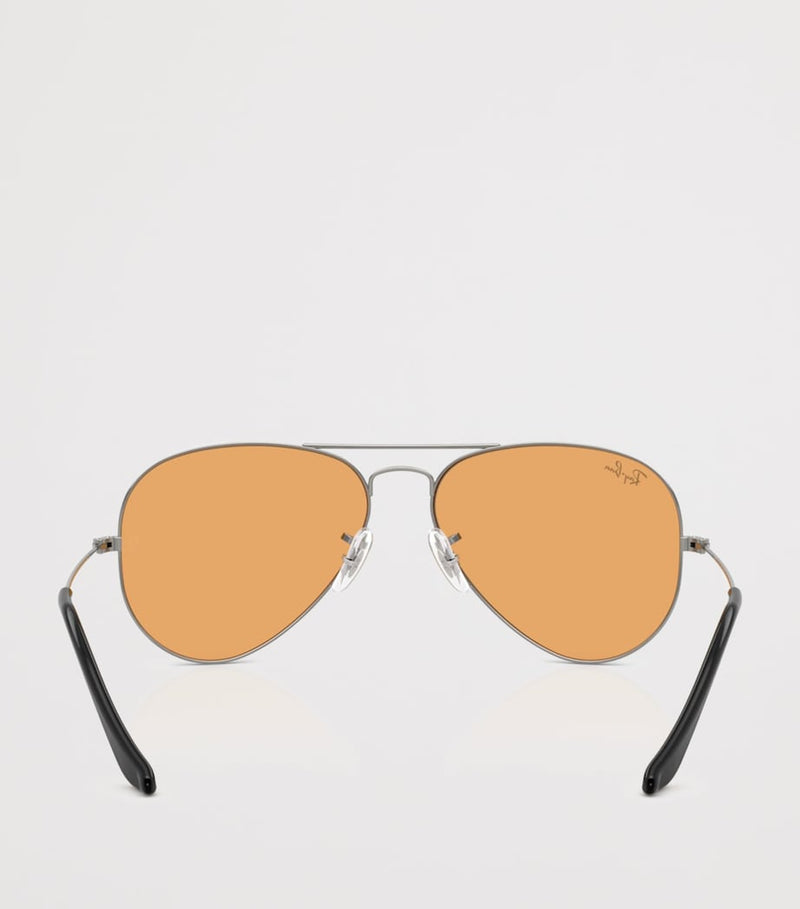 Lunettes de soleil Ray-Ban Aviator Classic avec montures en métal, version UK