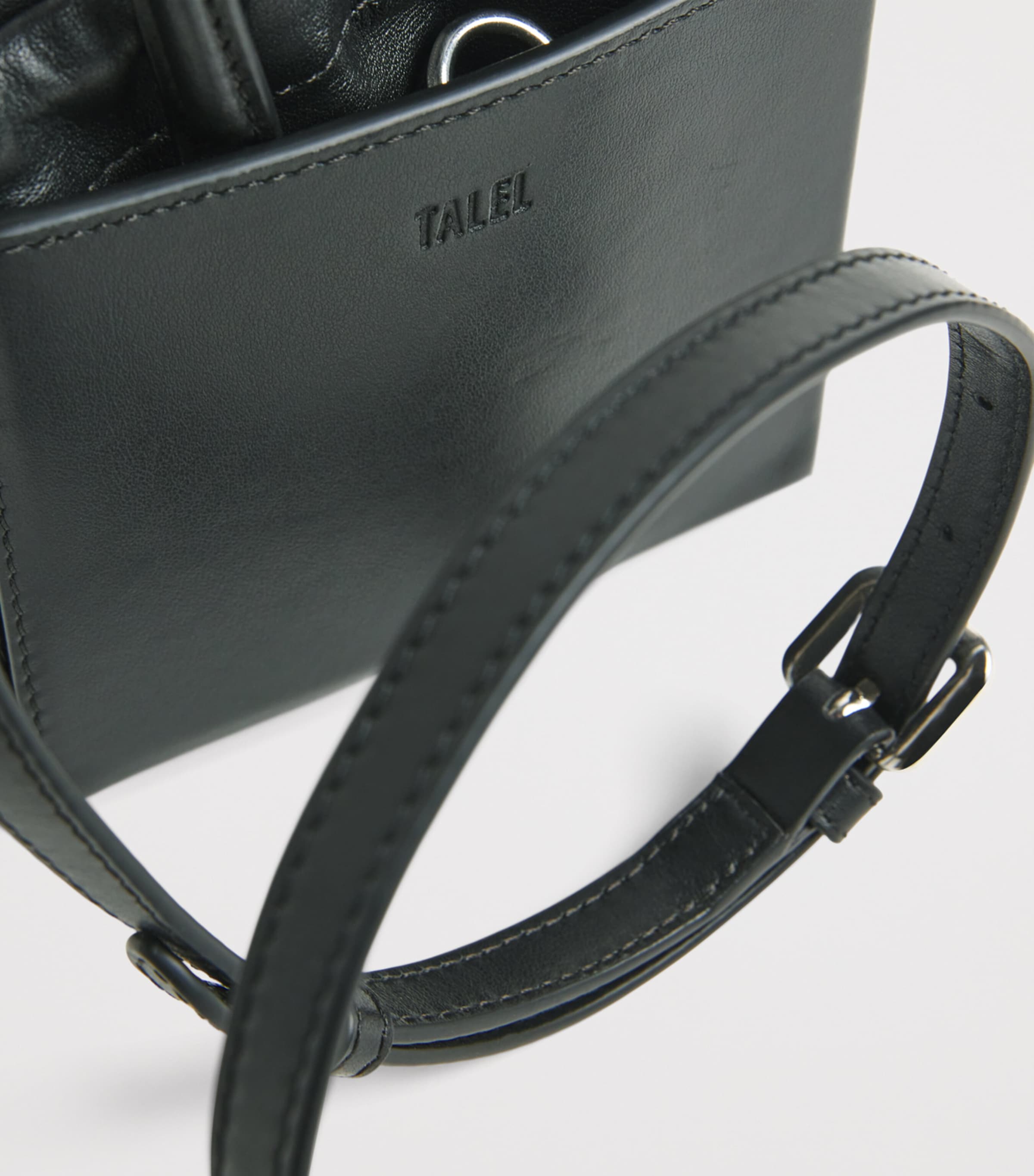 Talel Leder Dreieck Henkeltasche - Britisches Produkt