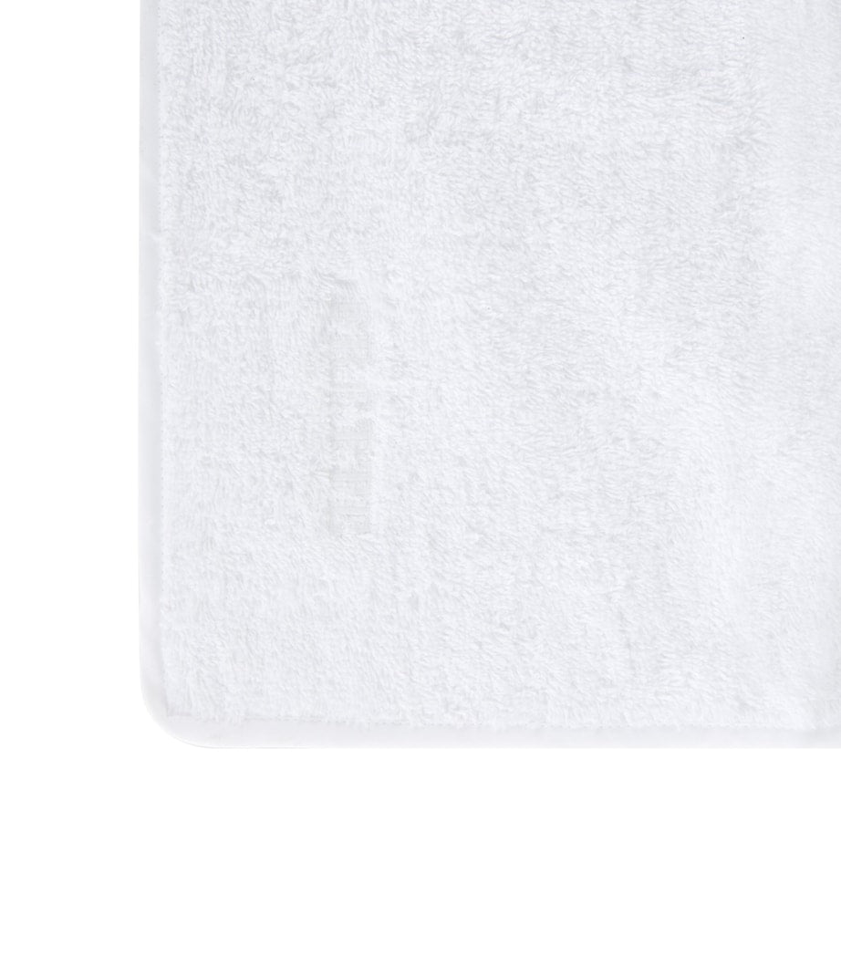 Frette Unito Guest Towel 40cm x 60cm - British product
