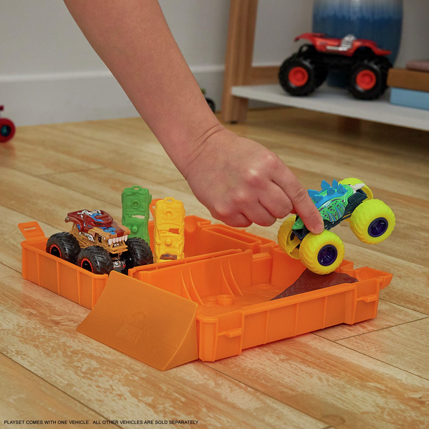 Hot Wheels Fuel N' Go playset with Motosaurus, UK version