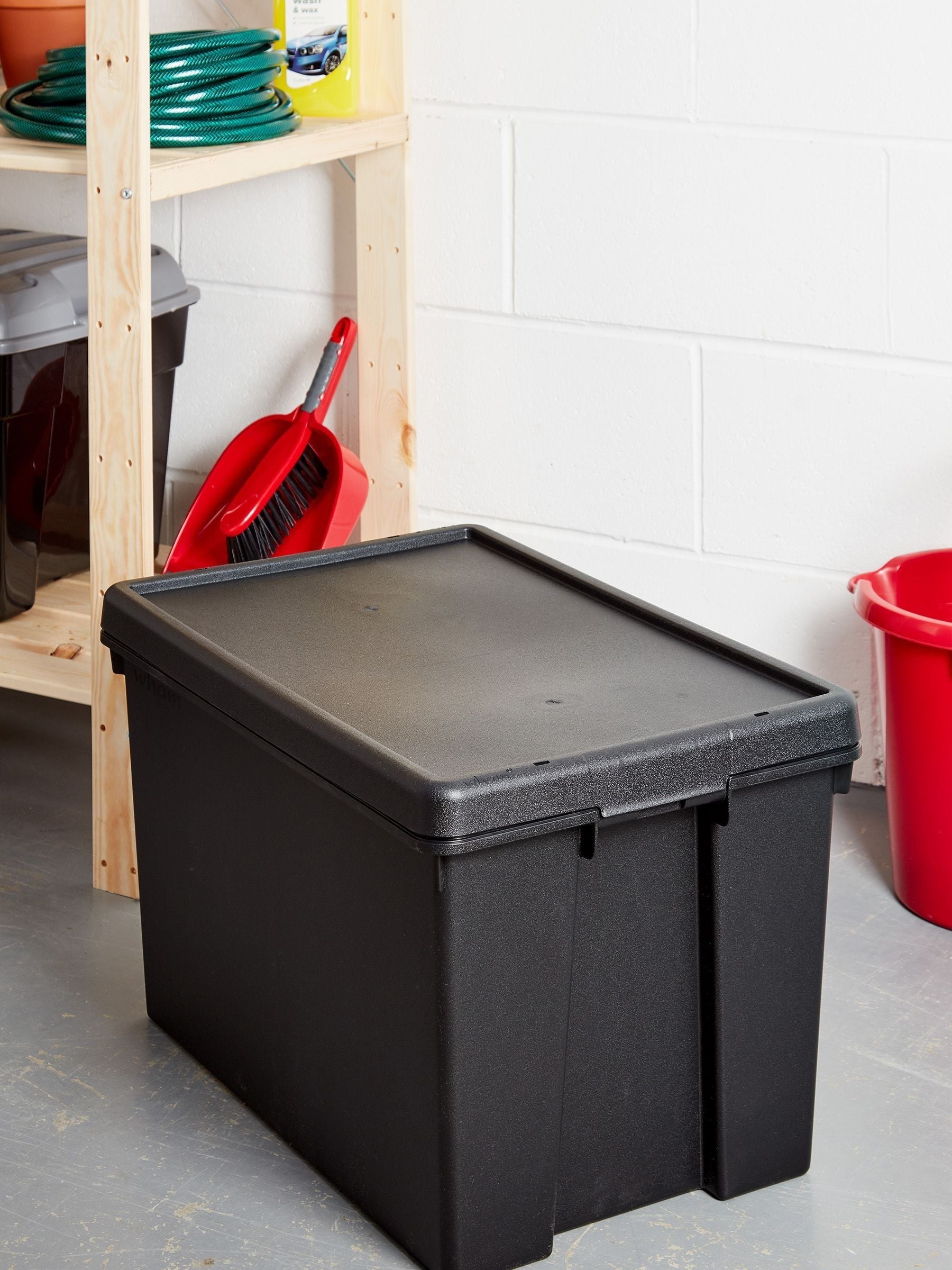Ensemble de boîtes de rangement robustes en plastique noir Wham 62L, importé du Royaume-Uni