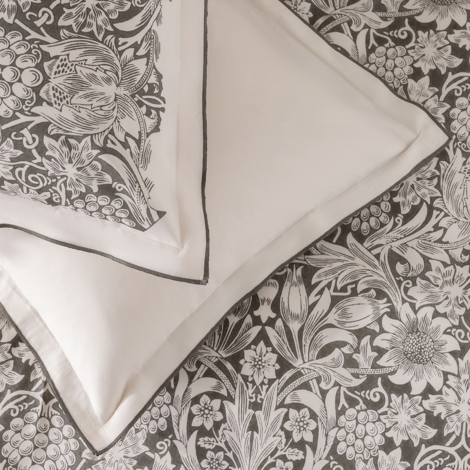 Habitat x Morris & Co. Sunflower Woodblock Bedding - Double