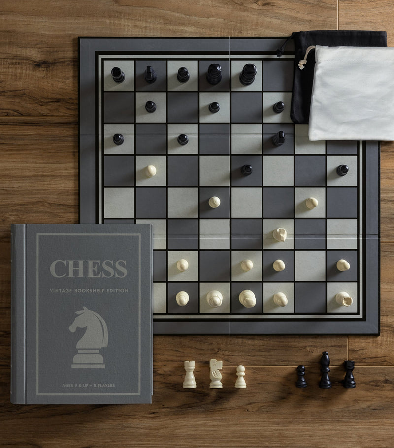 Vintage bookshelf chess board game (British brand)