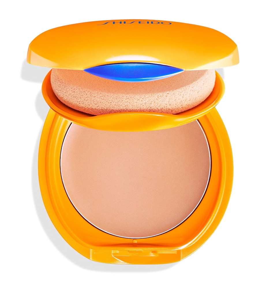 Shiseido tanning compact foundation SPF10 (British brand)