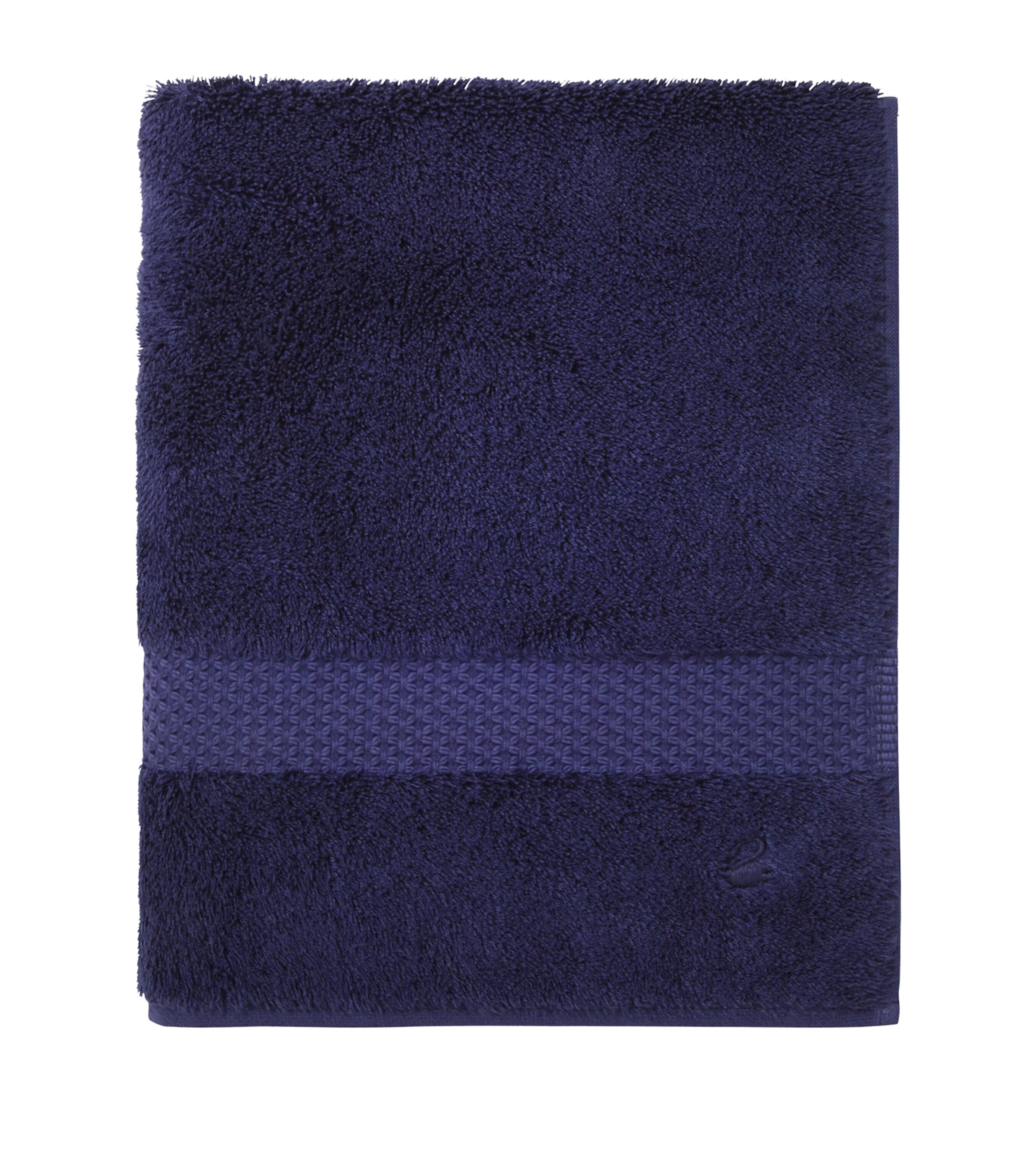 Yves Delorme Étoile hand towel 55cm x 100cm (British brand)