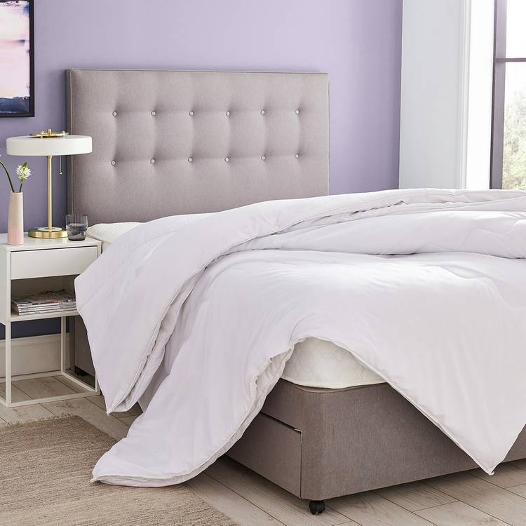 Silentnight all seasons duvet 18 tog single (British brand)