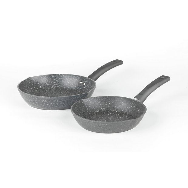Salter Easypour 2 piece frying pan set, UK version