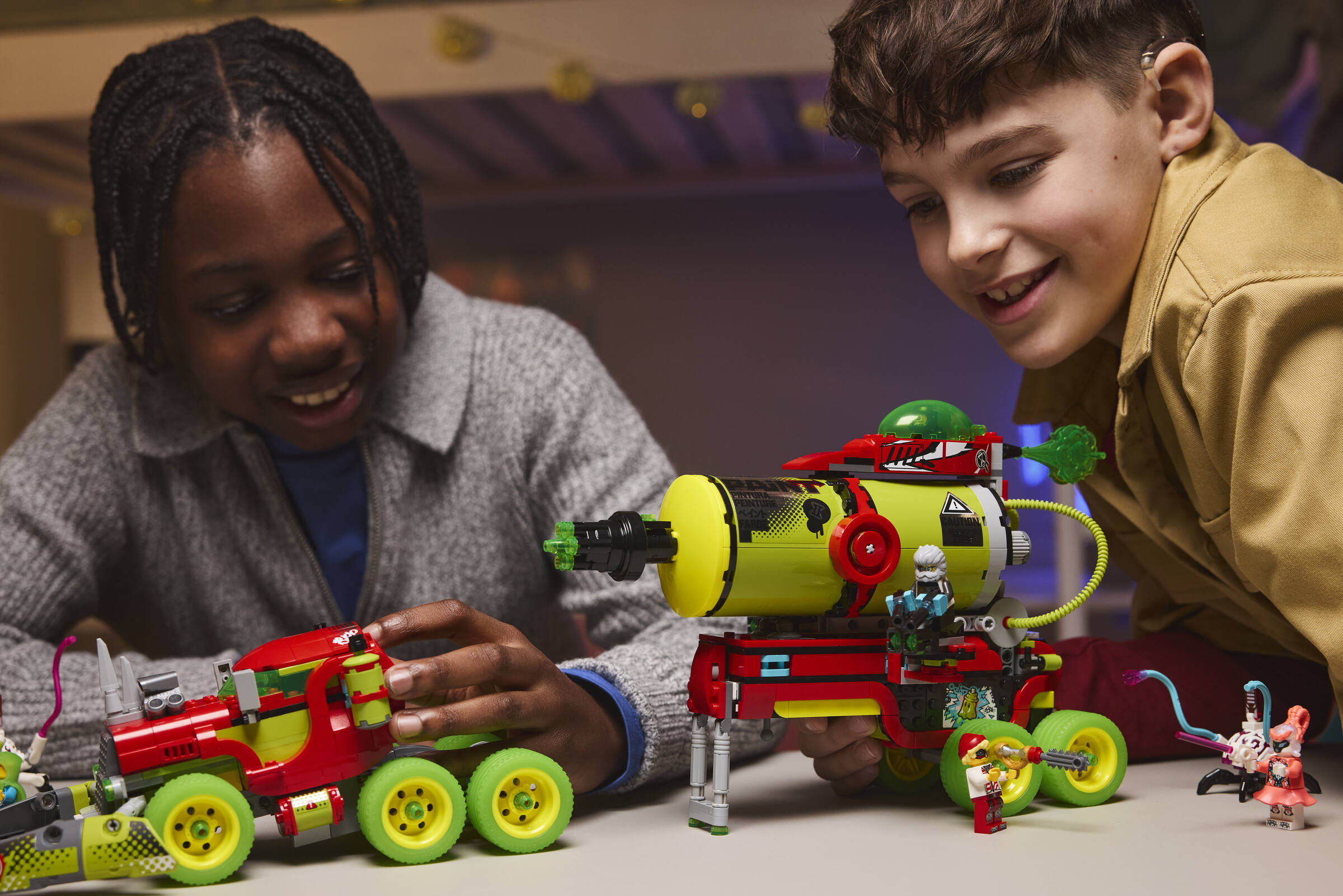 LEGO Dreamzzz Spray Paint Truck 929 Pieces, imported from the UK
