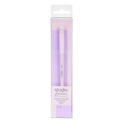 Superdrug Studio London Pigment Pack Eye Brush- Buy online at McGrocer