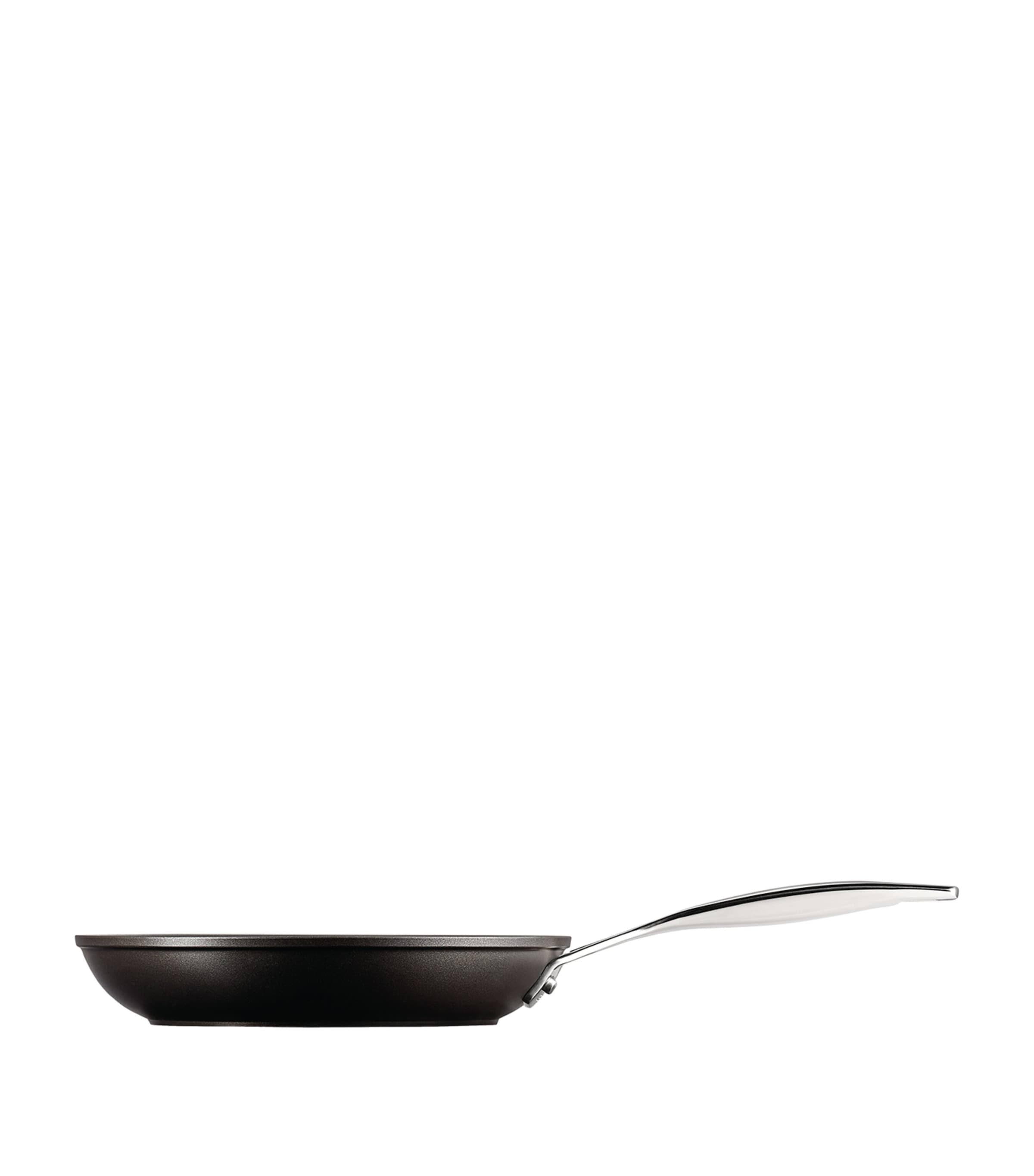 Le Creuset Toughened Non-Stick shallow frying pan 25cm, UK version