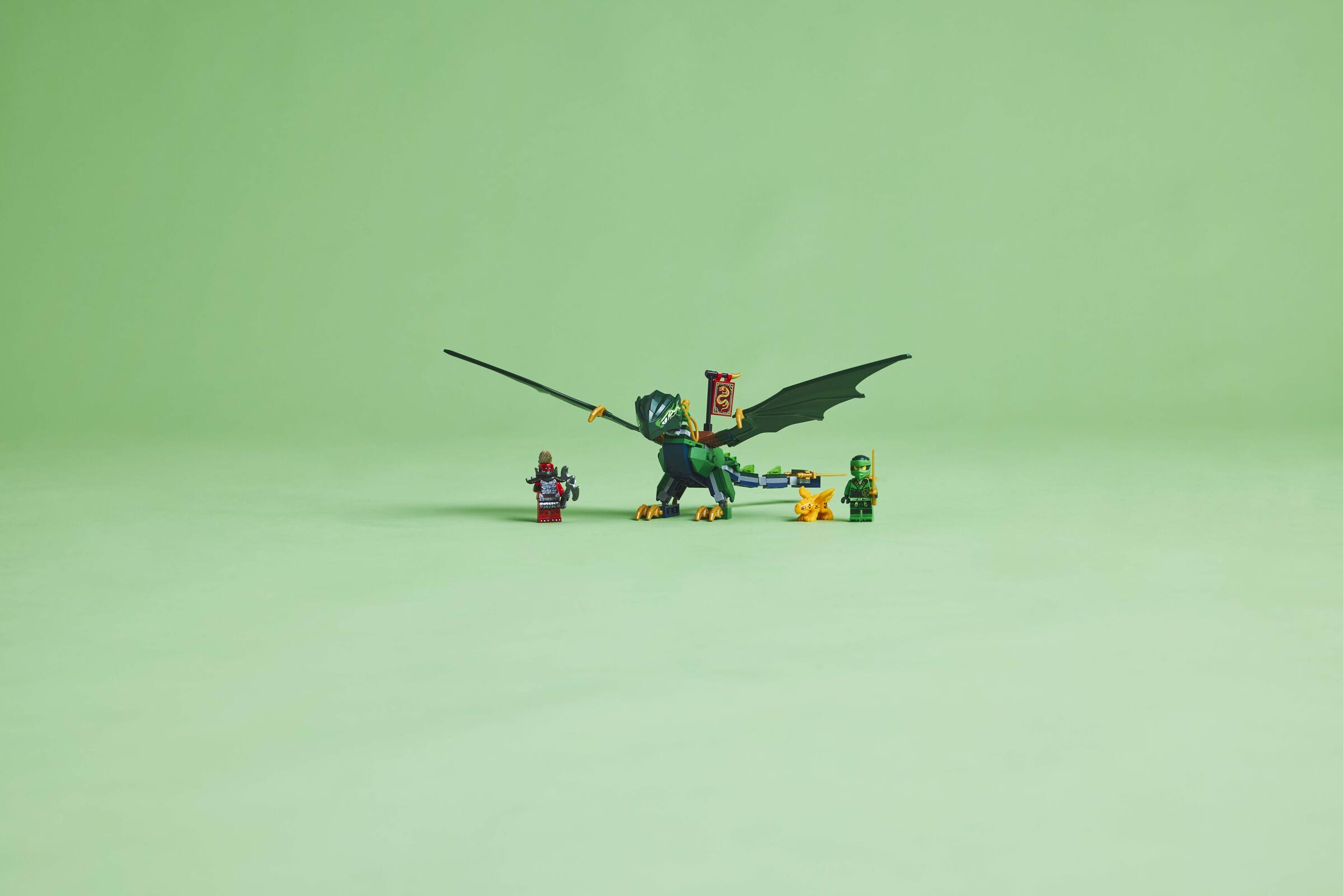 LEGO Lloyd's Green Forest Dragon playset, UK version