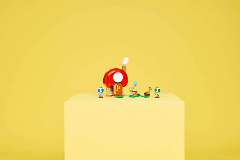 LEGO Super Mario Party at Toad's House 276, imported from the UK