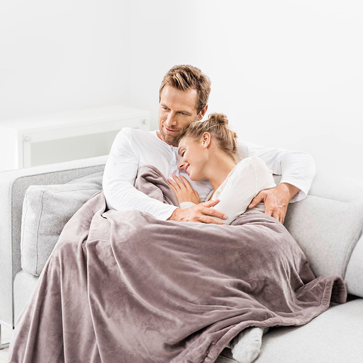 Beurer Heated Throw Snuggie 180x130cm - British product