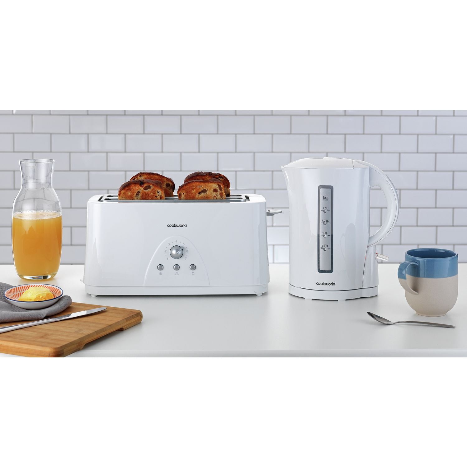 Cookworks long slot 4 slice toaster white - British product