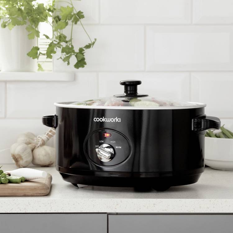 Cookworks 3.5L black slow cooker with ceramic bowl, UK version