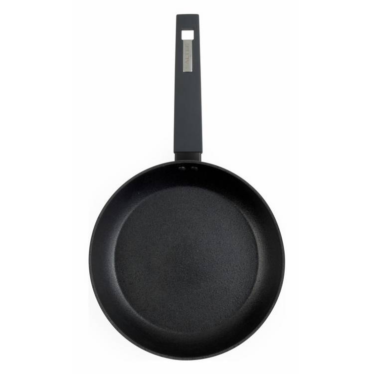Salter 24cm non-stick aluminium frying pan - British product