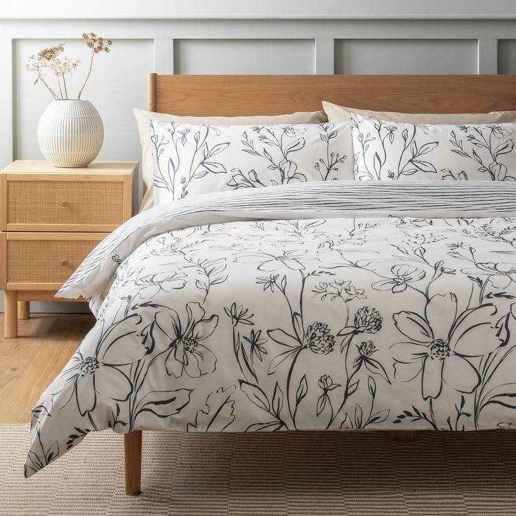 Argos Home floral bedding set single, imported from the UK