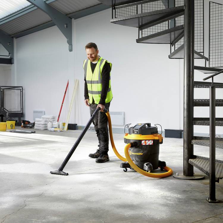 Vacmaster L Class wet dry vacuum cleaner 45L (British brand)