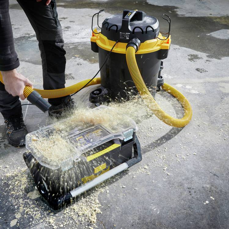 Vacmaster L Class wet dry vacuum cleaner 45L (British brand)