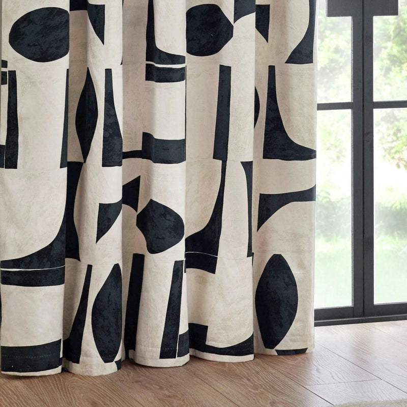 Hoem Carro Eyelet Curtains - Black & White - 168x183cm