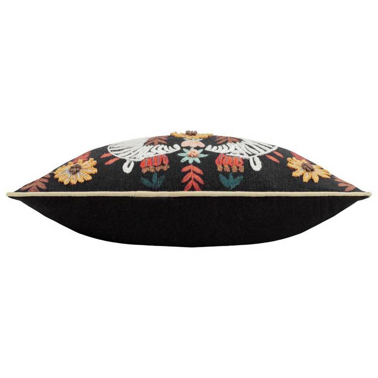 Wylder zebra cushion black 30x50cm - British product