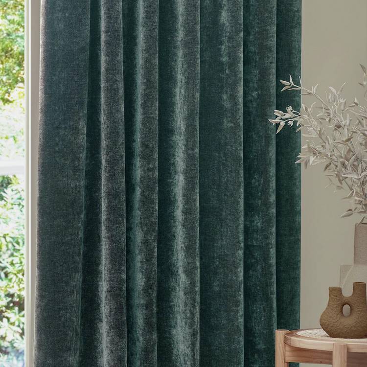 Yard Chenille pencil pleat curtains marine blue 117x137cm (British brand)
