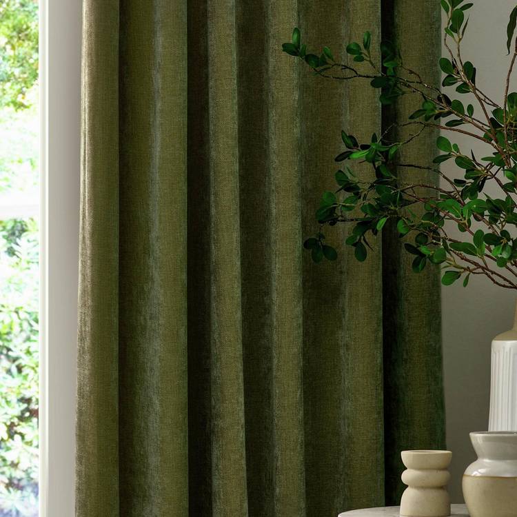 Yard chenille olive curtains 117x137cm (British brand)