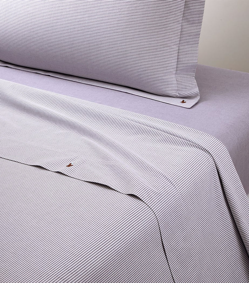 Ralph Lauren Oxford Chalet double flat sheet 240cm x 280cm, imported from the UK