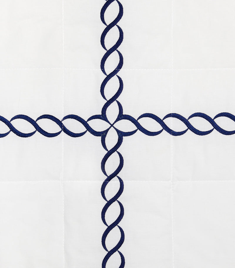 Pratesi Treccia super king bedspread 290x260cm, imported from the UK