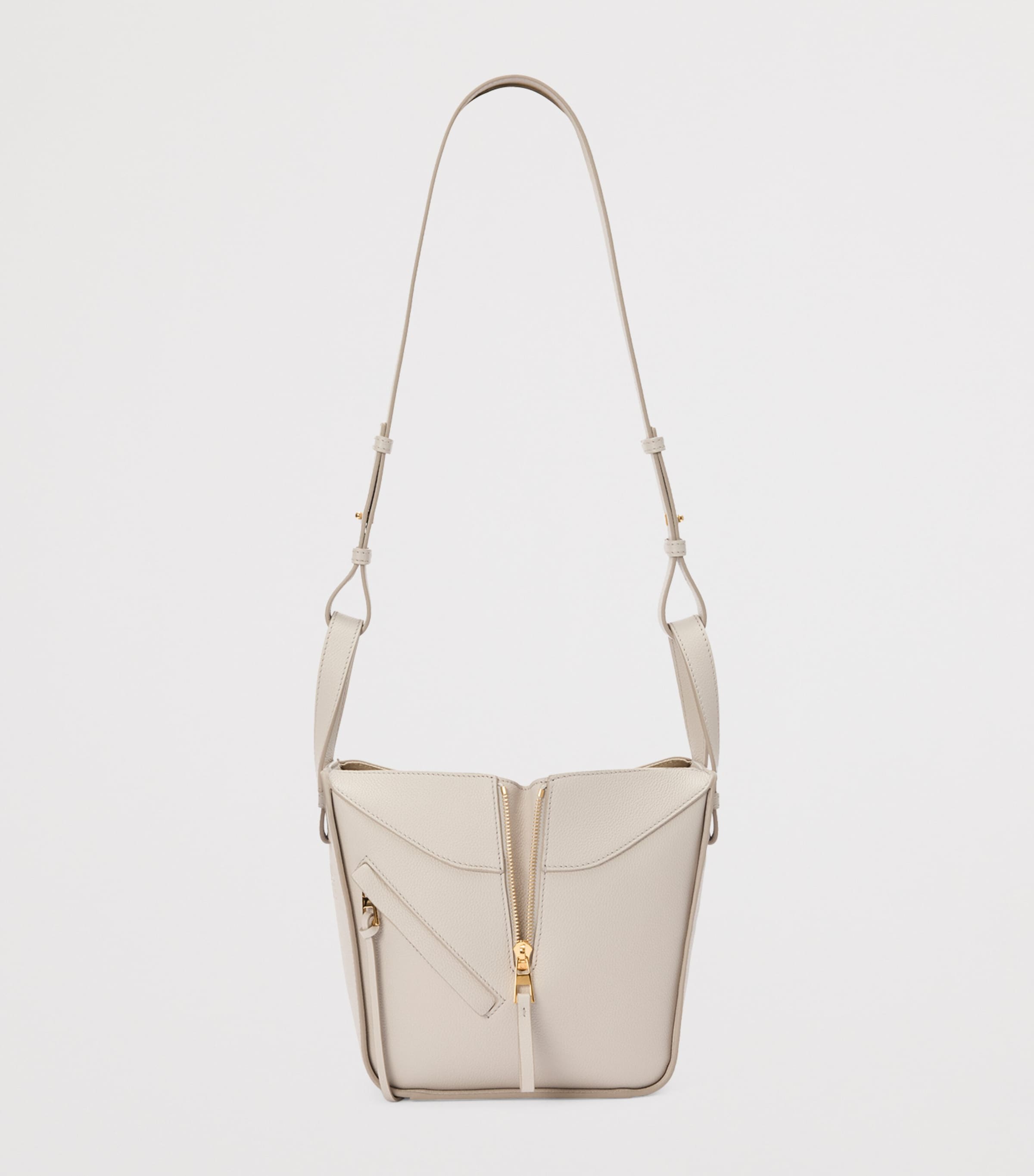 LOEWE Hammock bag in calfskin leather, UK version