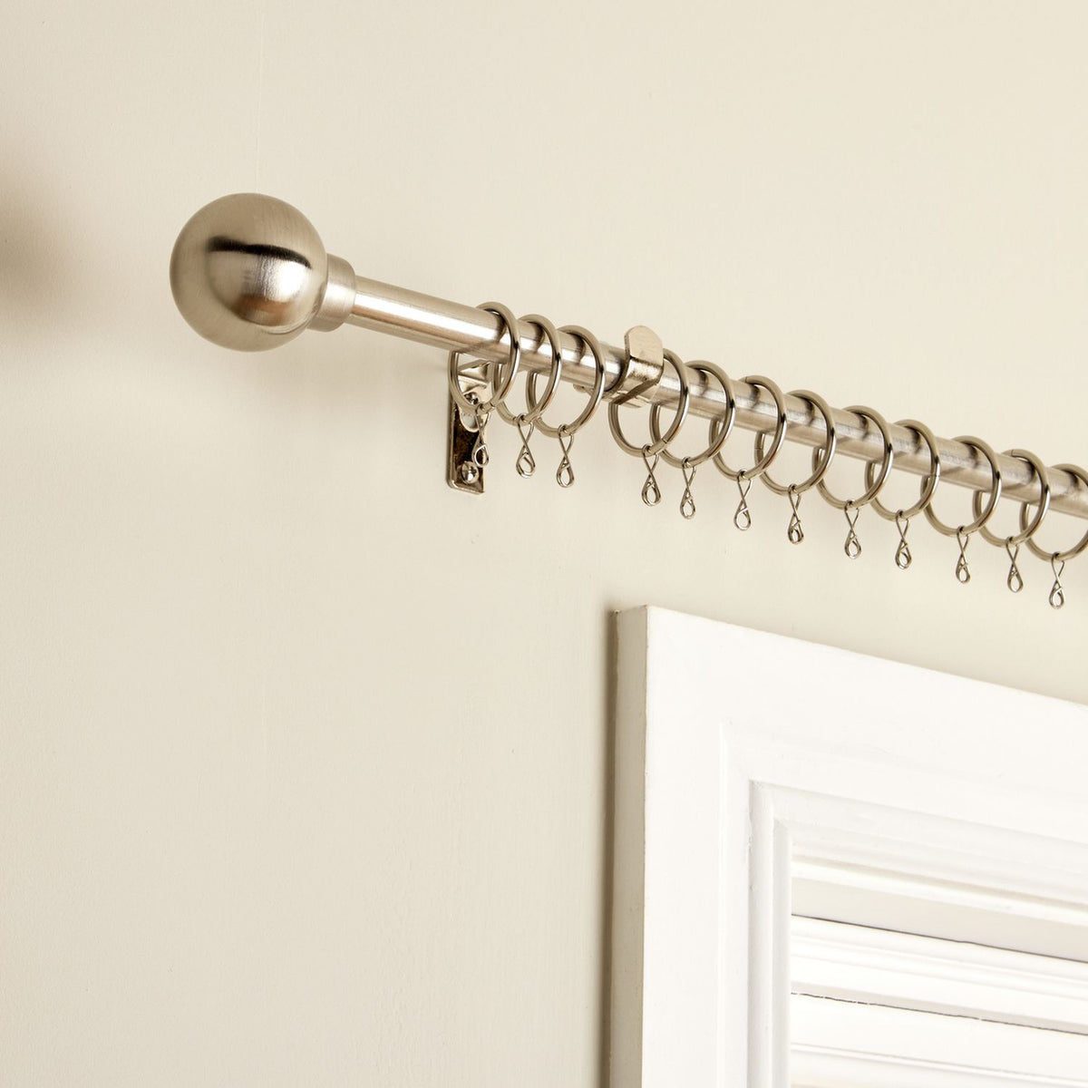 Argos Home extendable steel curtain pole 120-210cm - British product