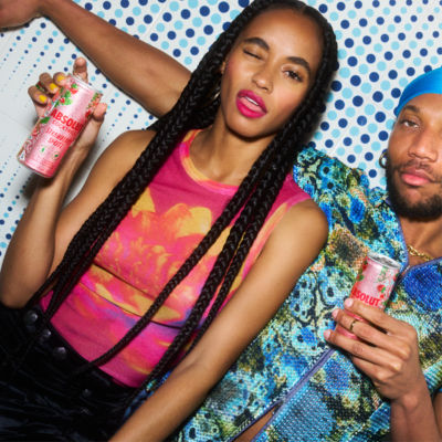 Absolut Strawberry Spritz cocktail 250ml, UK version